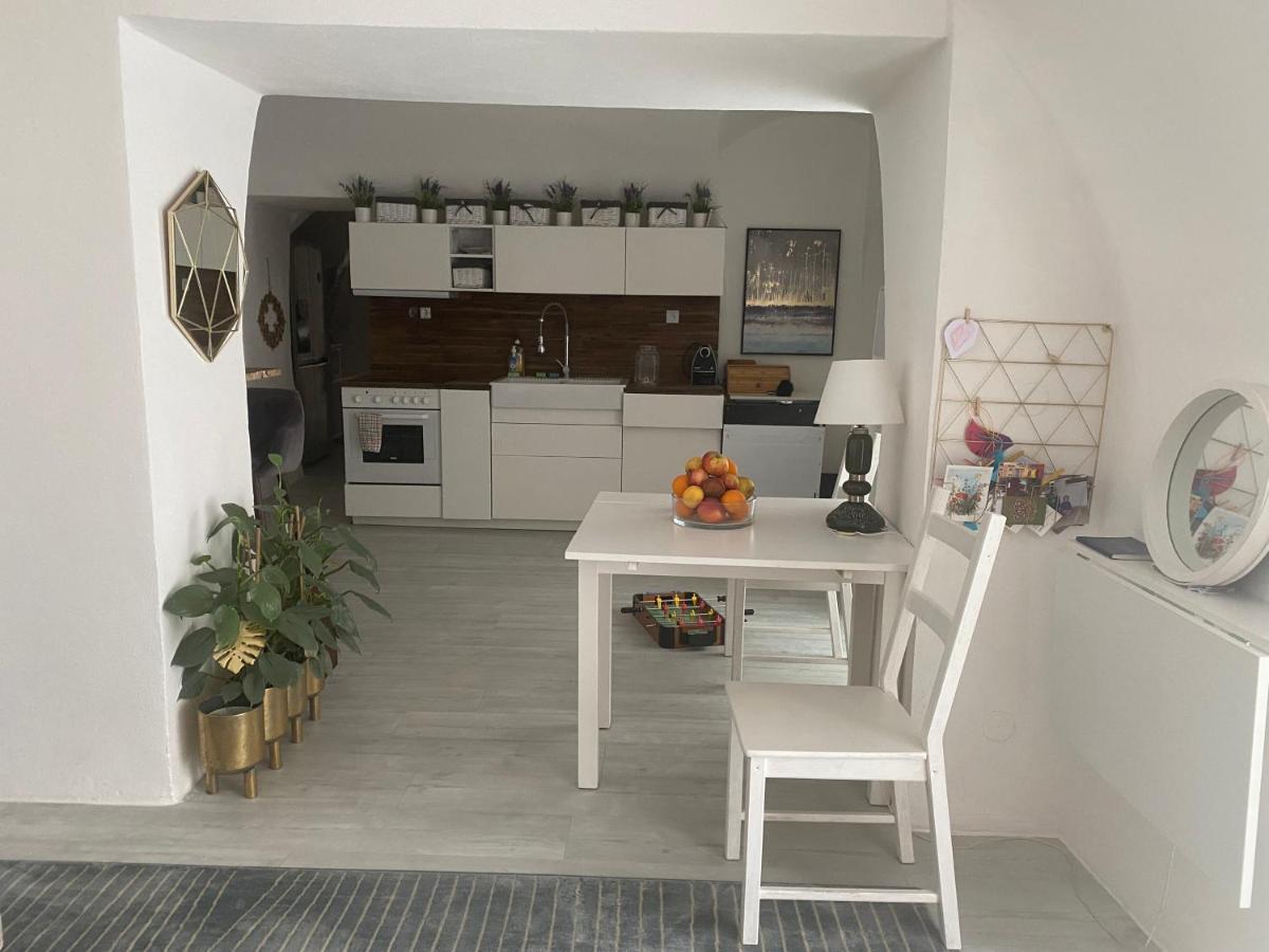 Apartman Fabrik Hainburg an der Donau Luaran gambar
